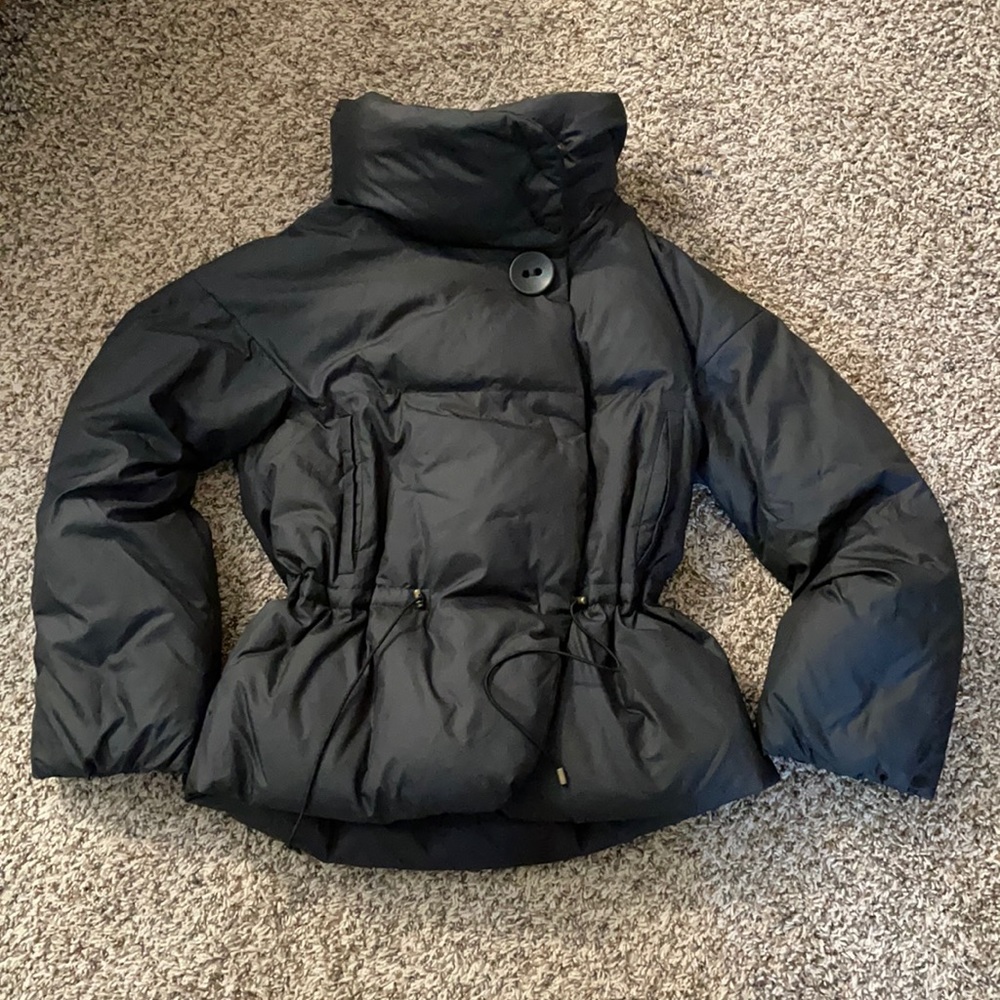 🔥Moving Sale🔥Theory black puffer jacket sz small